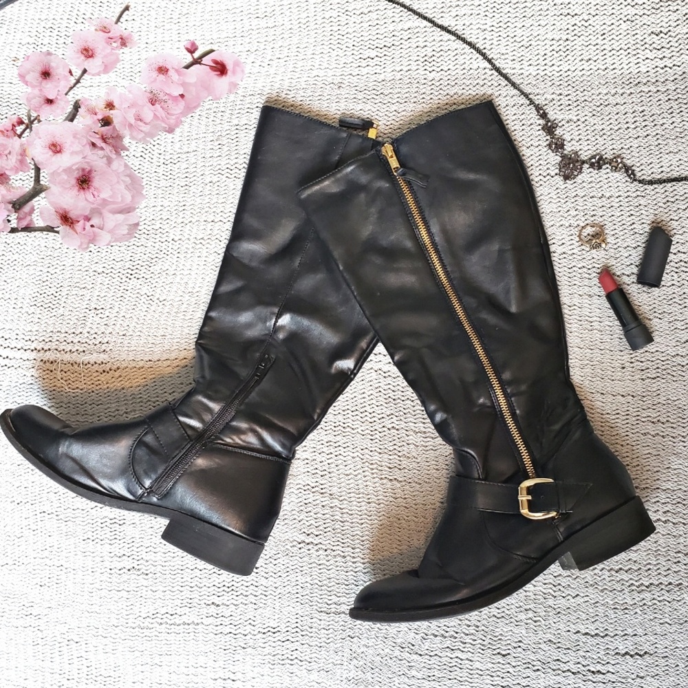 Black fashion boots